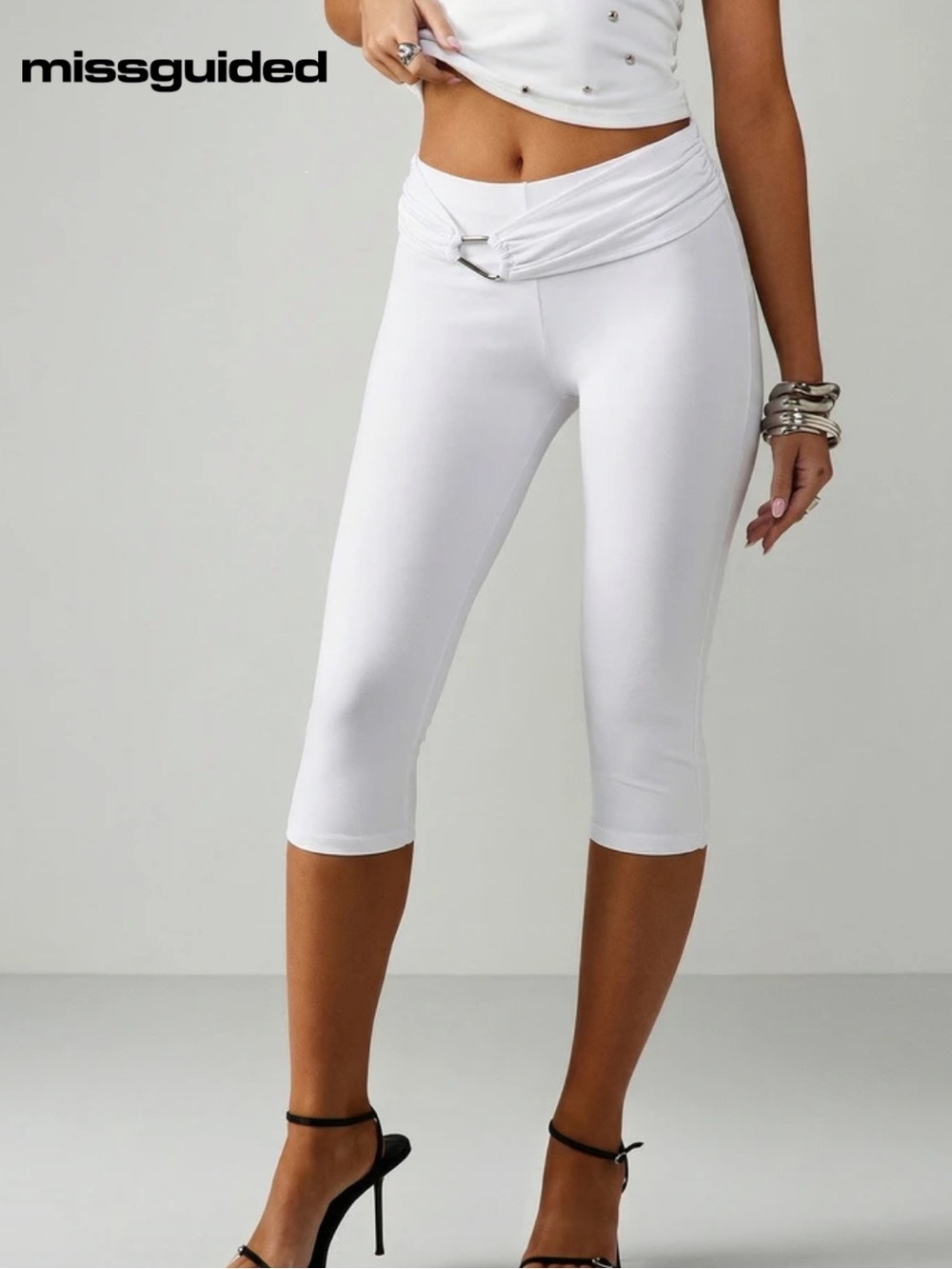 NWT MISSGUIDED White Capri Leggings